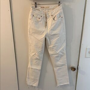 GRLFRND Cream Ankle Jeans